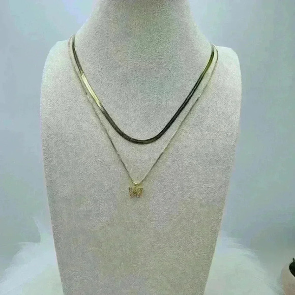 Butterfly Layered Necklace in Gold - Picture 3 of 5